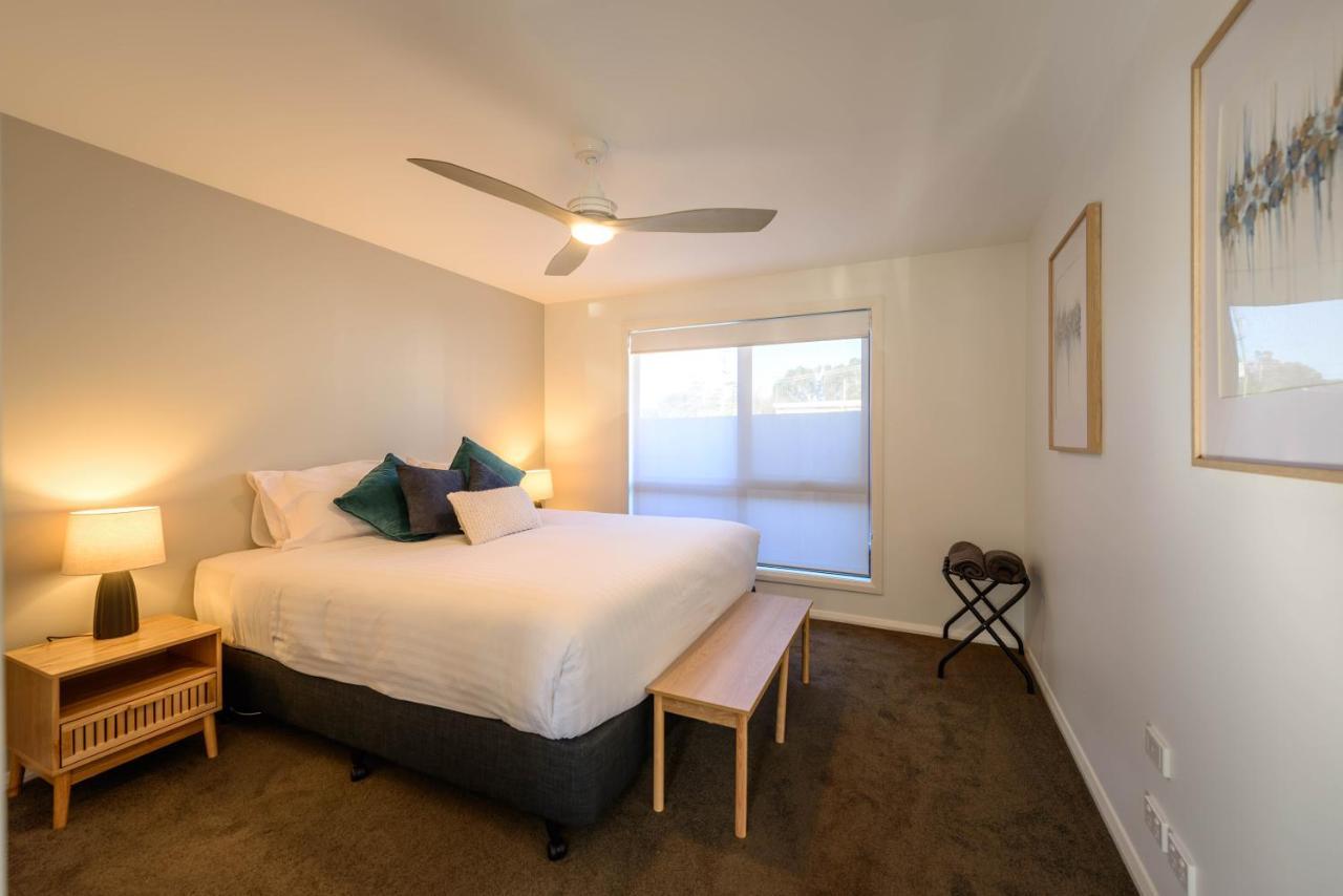 Georges Bay Apartments Сент-Хеленс Экстерьер фото